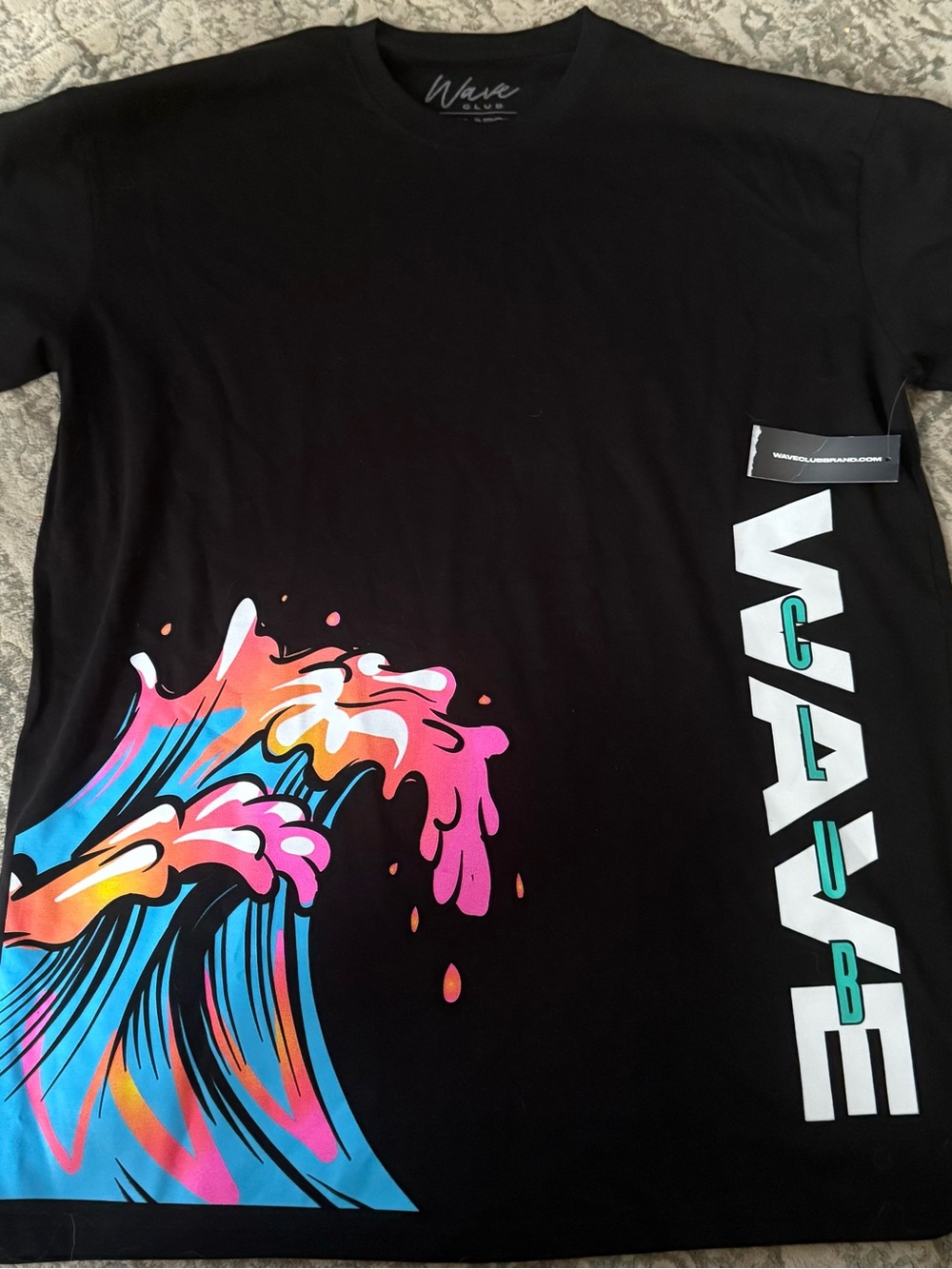 Wave Club Brand Black Short-Sleeve Tee with Multicolor Graphic